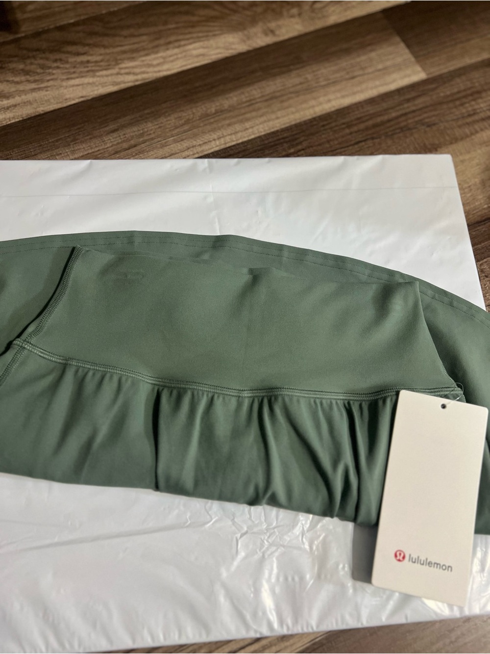 NWT lululemon athletica Women's Sage Green Athletic Skirt - Picture 4 of 6